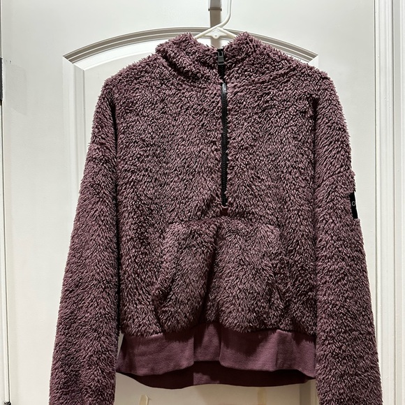 Calvin Klein Quarter Zip - Picture 1 of 7